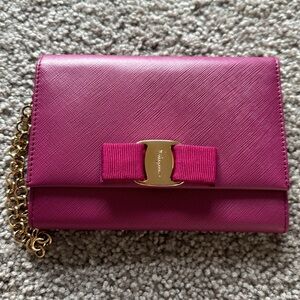 Salvatore Ferragamo Leather Wallet-on-Chain